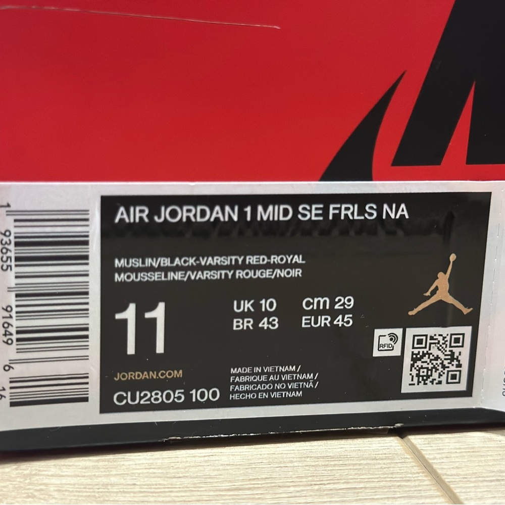 Air Jordan 1 Mid SE FLRS NA Sneakers - Picture 8 of 11